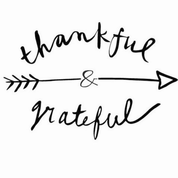 Biggest sale of the year happening now🎉🎉 - Picture 5 of 5